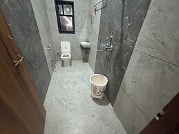 Hotel Sarveshwar Palace