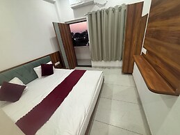 Hotel Sarveshwar Palace