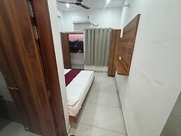 Hotel Sarveshwar Palace