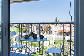 Tyris - 1-BR Apt. & Balcony in Larnaca