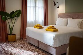 Bugan - Villa Athens