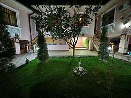 Siyob Hotel & Hostel