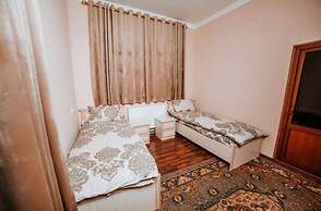 Siyob Hotel & Hostel