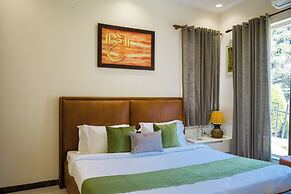ELIVAAS Serenita Abode Tranquil Escape
