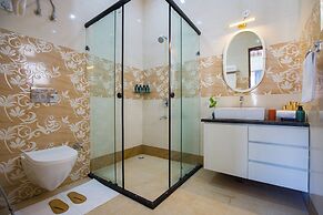 ELIVAAS Serenita Abode Tranquil Escape