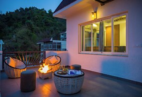 ELIVAAS Serenita Abode Tranquil Escape