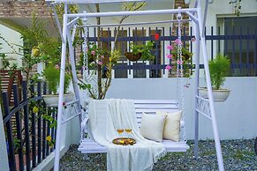 ELIVAAS Serenita Abode Tranquil Escape