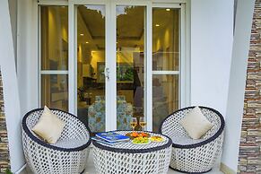 ELIVAAS Serenita Abode Tranquil Escape