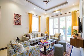 ELIVAAS Serenita Abode Tranquil Escape