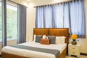 ELIVAAS Serenita Abode Tranquil Escape