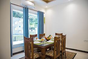 ELIVAAS Serenita Abode Tranquil Escape