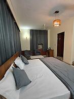 The Grey Leaf Residency