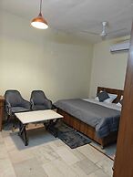 The Grey Leaf Residency