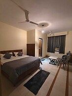 The Grey Leaf Residency