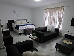 The Klip Pot is a Open Plan Self Catering Unit