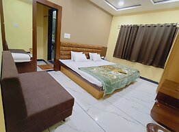 Hotel Shree Raghunandan Palace