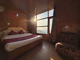 Hotel Amar Palace Shimla Mountain View