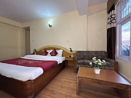 Hotel Amar Palace Shimla Mountain View