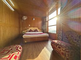 Hotel Amar Palace Shimla Mountain View