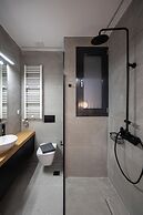 THE EDGE Luxurious Penthouse Shared Gym