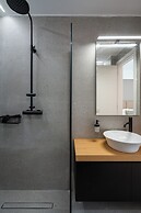 THE EDGE Luxurious Penthouse Shared Gym