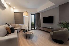 THE EDGE Luxurious Penthouse Shared Gym