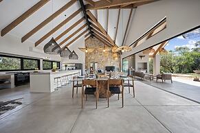 Kimbilia Luxury Villa