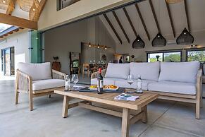 Kimbilia Luxury Villa
