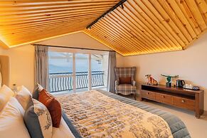 ELIVAAS privé The Royce Orchid 4BHK