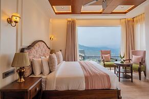 ELIVAAS privé The Royce Orchid 4BHK