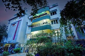 Alaya Stays Saffron Breeze Apartment