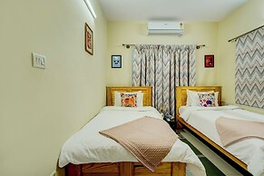 Alaya Stays Saffron Breeze Apartment