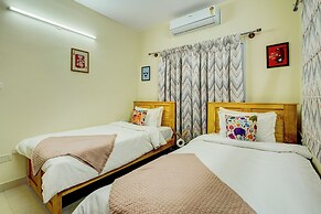 Alaya Stays Saffron Breeze Apartment