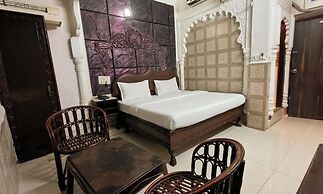 HOTEL ROYAL PALACE