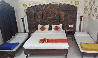 HOTEL ROYAL PALACE