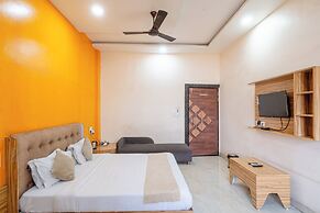 Hotel Entry Point