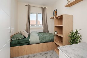 3-bed Manchester Home With Free Parking Sleeps 5