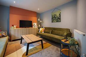 Central Harrogate 2 Bed Apartment With Patio