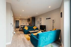 Modern Central Leeds 3 Bedroom Apartment Sleeps 6