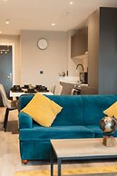 Modern Central Leeds 3 Bedroom Apartment Sleeps 6
