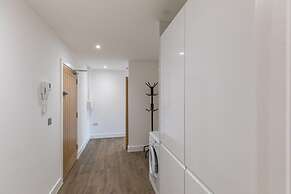 Seafront Penthouse w/ Balcony Central Brighton