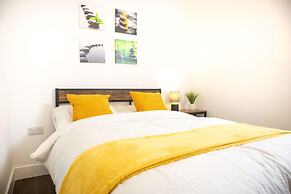 Seafront Penthouse w/ Balcony Central Brighton