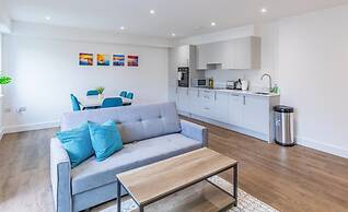Seafront Penthouse w/ Balcony Central Brighton