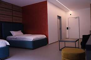Rhein Suites
