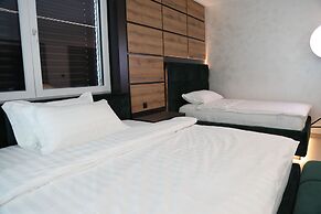 Rhein Suites