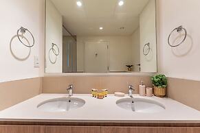 PVH - Executive Residences 2BR