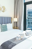 PVH - Azizi Riviera 13 - Modern Studio