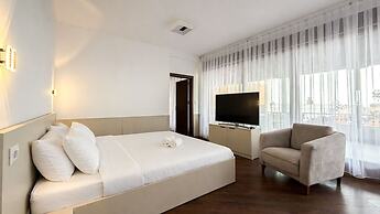 Makadam Hotel