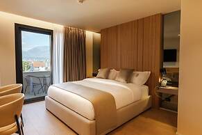 Pusi Hotel