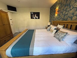 6 Caberfeidh Bed and Breakfast
